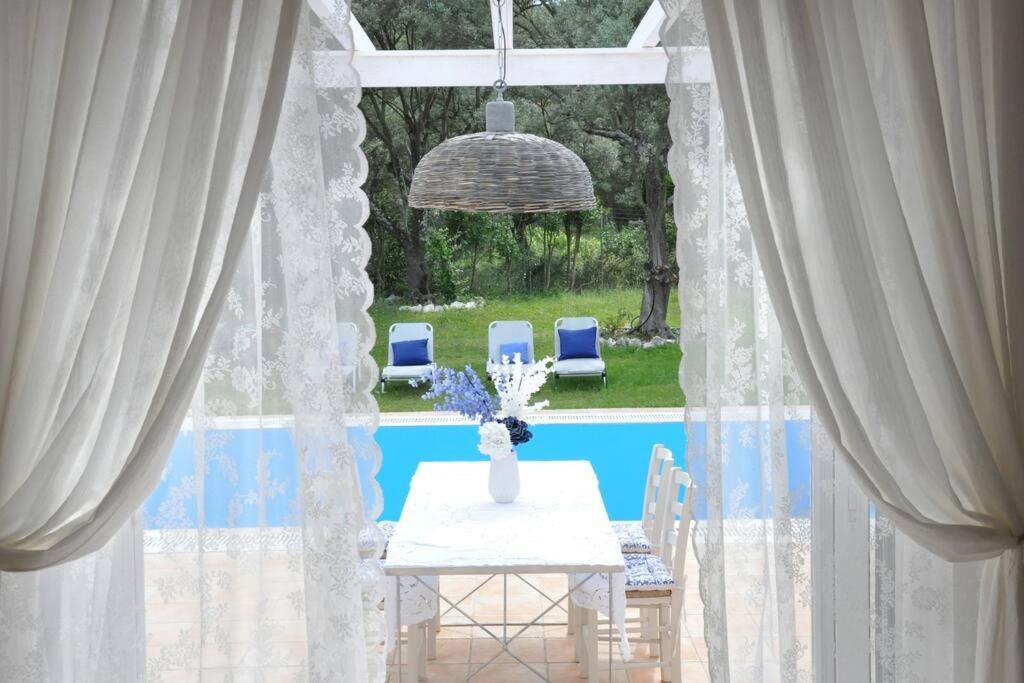 Villa Erietta Near Lefkas Center Apolpaina 외부 사진