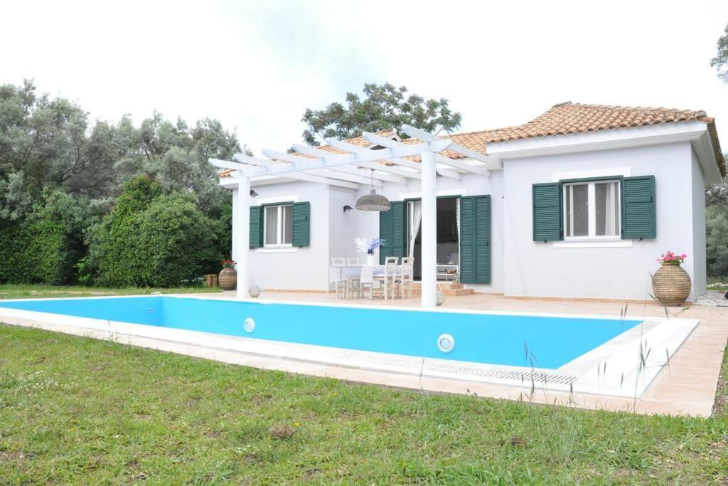 Villa Erietta Near Lefkas Center Apolpaina 외부 사진